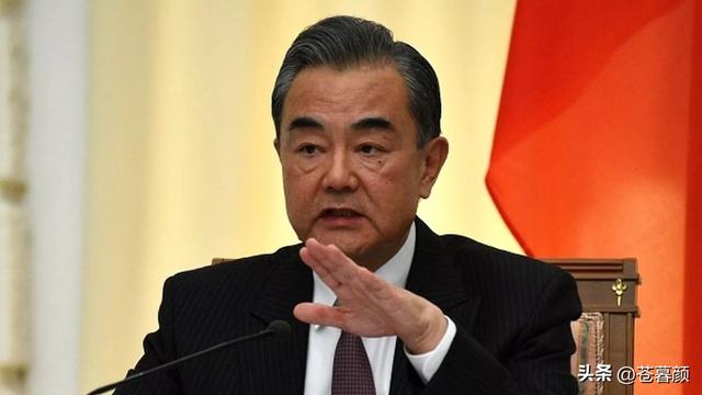 美航母逼近之际，伊方拨通中方电话	，王毅斩钉截铁，送伊朗10个字