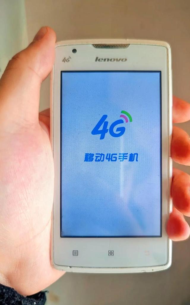 亏本转让没人要！曾经年入50万的县城手机店，如今彻底被社会淘汰