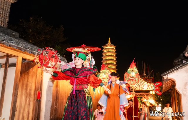 古街古镇烂大街都一个样？别急着吐槽！这正是文旅憋的大招！