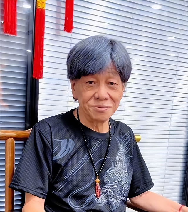 陈光标怒撕遮羞布：梁小龙哪里是病死，分明是被折腾死的！