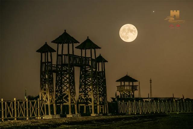 阳关邀“月”：戈壁为席，历史为伴，共度最壮阔的中秋夜​