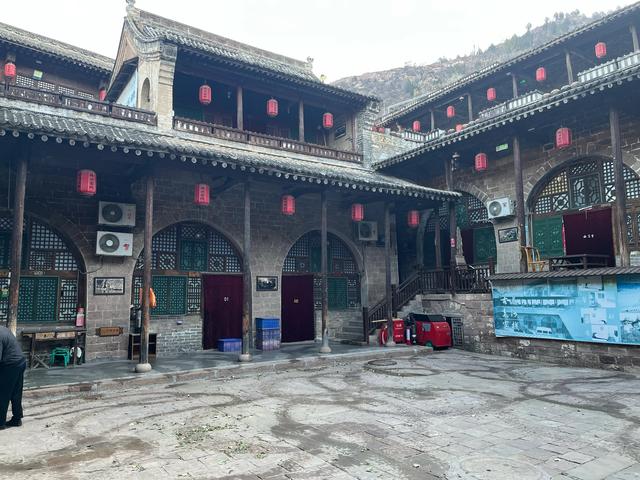 山西全境自驾游第二天:碛口古镇、小西天