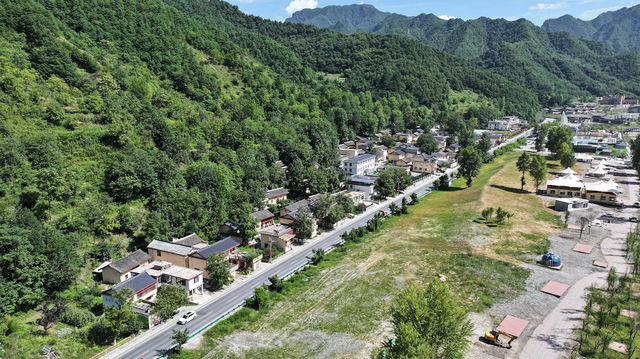 沿着公路看陇南 · 康县