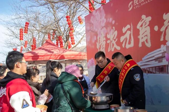 猜灯谜 品汤圆 这个元宵佳节赴陕西壶口瀑布