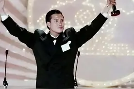 昔日“江湖大哥”万梓良，沦落到靠商演走穴糊口，究竟是何原因？图片