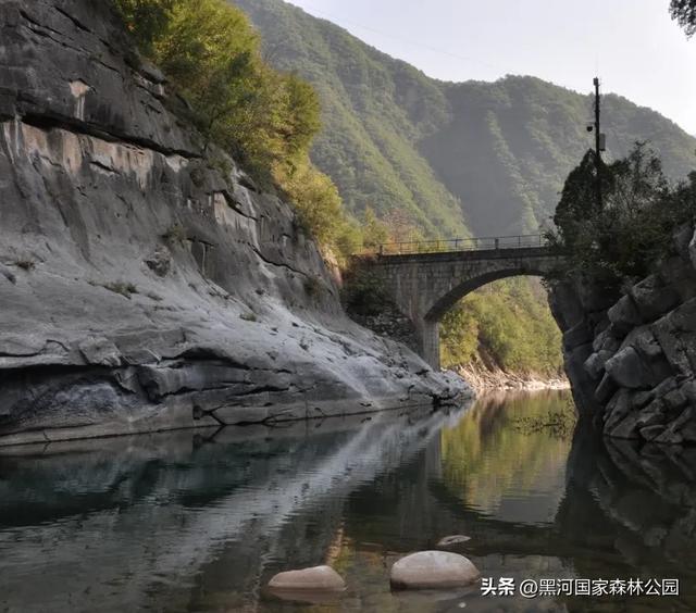 转给那个总说“没时间去远方”的朋友：你看，诗与远方，其实就在2小时车程外