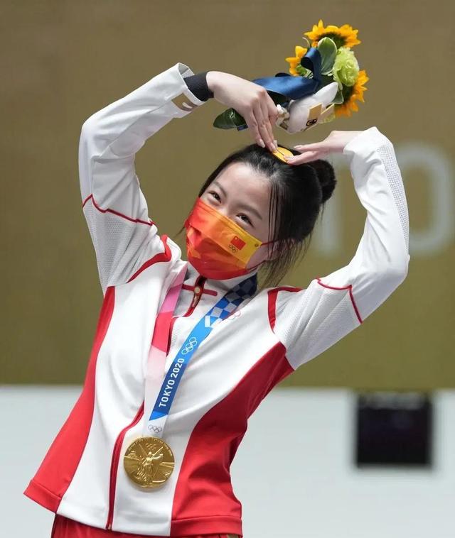短短2年，23岁杨倩跌落神坛，奥运冠军开始反思：我让你们失望了