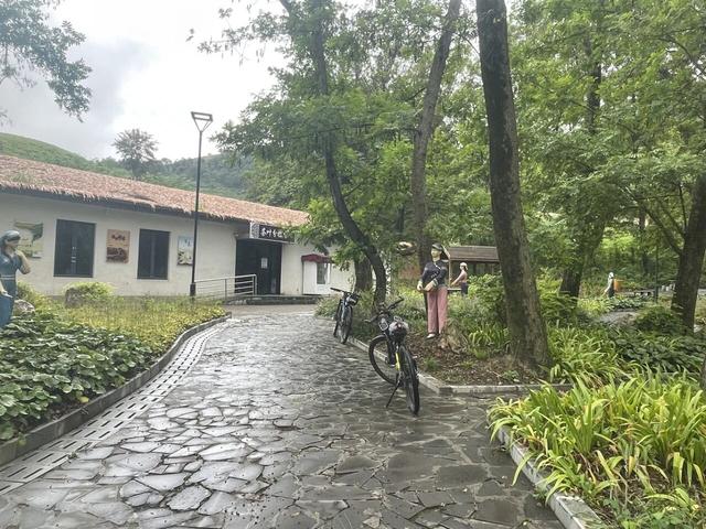骑游滁州西神山寺森林公园花山风景线