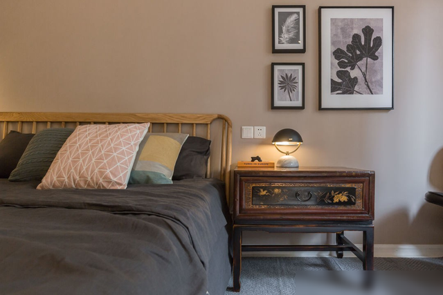 独特的“飞机”户型，经过设计师的改造，每处空间都得到充分利用