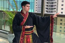 白兰鸽、李追龙……外国留学生如何取中文名？图片