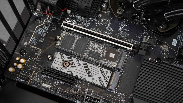 双十一500元内最值得买的PCIe 4.0固态？金百达KP270开箱实测
