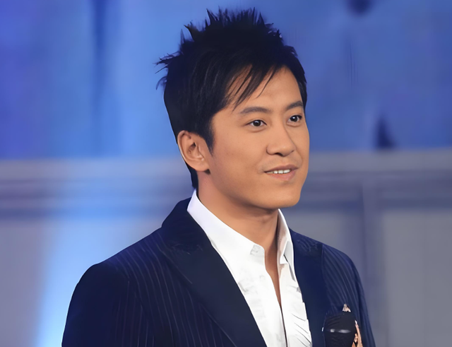 他8次上春晚，作死被捕入狱，今56岁无人问津，老搭档也断了联系