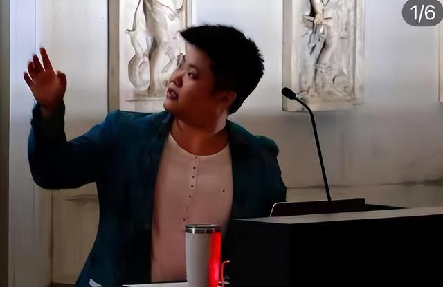 毕福剑没想到，如今硕士毕业的女儿，竟和前妻过上高攀不起的生活