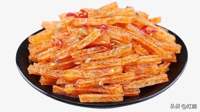 女子“吃”辣条“吃”出一根金条