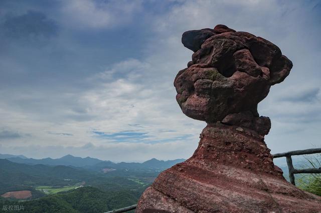 我心目中最绝的 9 大丹霞地貌，我把张掖丹霞排在了第 2，丹霞山第 6