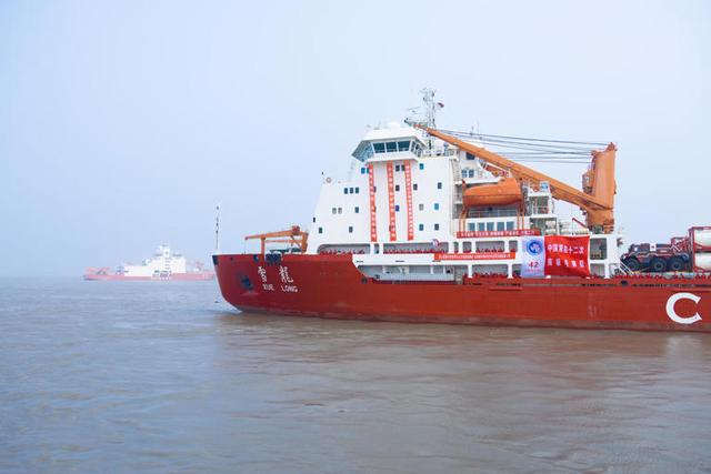 国产装备出征南极！风-光-氢系统+冰下湖钻探双突破