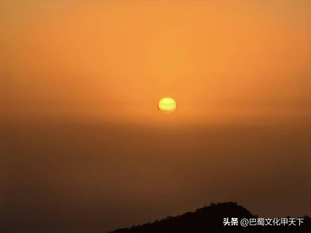 李吉华/秋染江南，情暖旅途(游记)