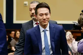 华人职业经理人的天花板：周受资图片