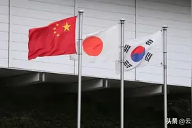 中日韩23年新生儿差距断崖：日本72万，韩仅22万，中国多少？图片