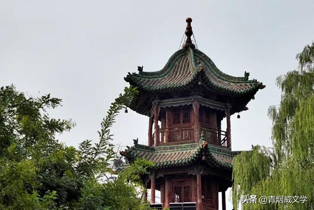 走进王家大院
