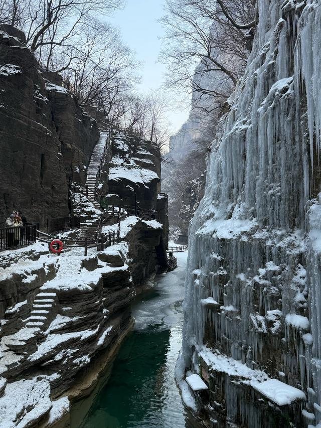 南太行云台山冰挂