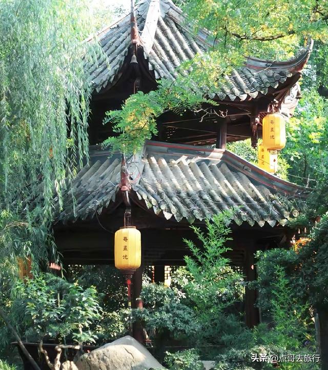 成都清凉避暑胜地，千年前就已闻名，风景如仙境，地铁公交直达！
