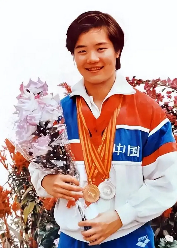 不查不知道，一查吓一跳!陈芋汐主教练余晓玲，原来如此深藏不露