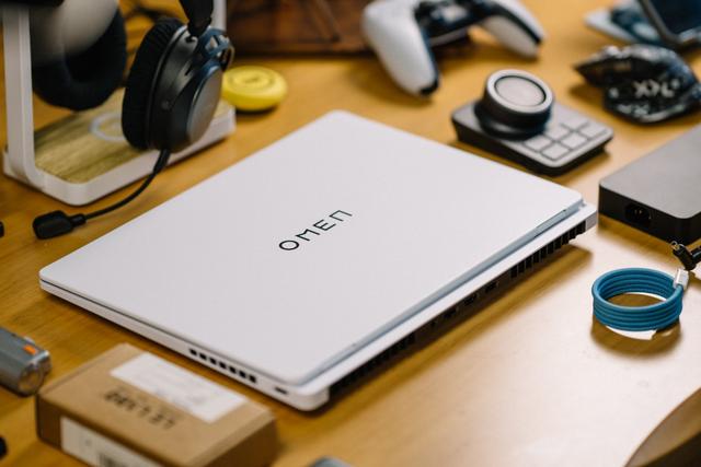 OMEN暗影精灵MAX评测：颜值很高，性能很猛