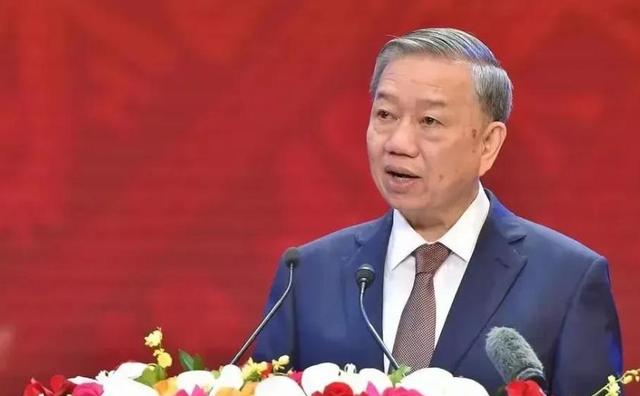 越南与中国杠上了？中国前脚定下9月3阅兵，越南后脚就定9月2！