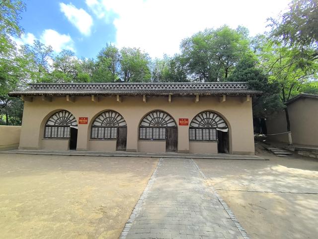 枣园是毛主席在延安的最后居住地，自此再未回延安，景区的看点？