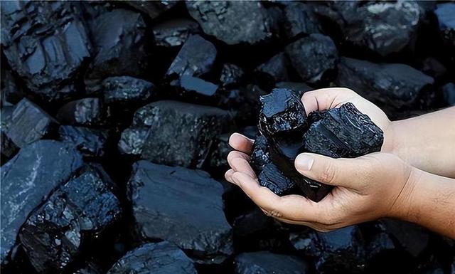 或终结石油时代！中国核聚变迎来大突破，一升海水抵300升汽油