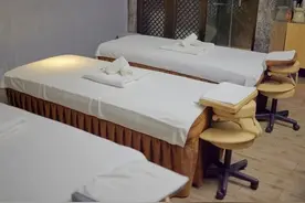 养生馆女技师自述：不装了，我就是喜欢年轻的客人图片