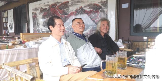 嘉州茶聚，韵逸时光