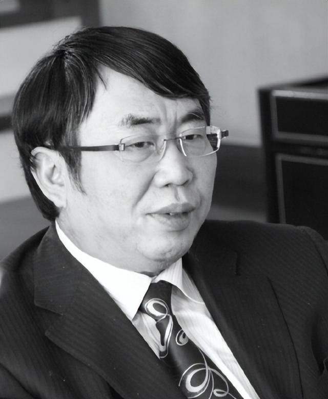 聂卫平去世仅1天恶心的一幕发生，私生活被扒，郎平也受牵连