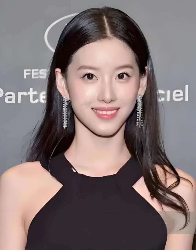 不装了！结婚10年后，章泽天彻底跟刘强东翻脸，郭晶晶当初没说错