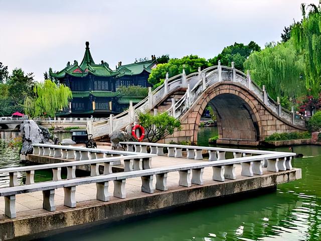 江苏旅游：从扬州个园到瘦西湖纪行（图）