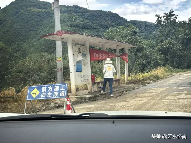 驱车走秦岭大梁高山草甸“风车天路”，走了那么长的路，值不值？