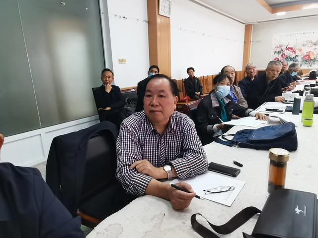 格律诗词学研创 艺术休养上水平
