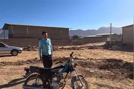 伊朗单亲妈妈的新挑战：建房资金不足，工人如何高效配合？图片