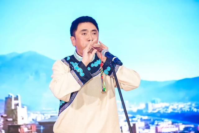“九寨黄龙之夜”闪耀“上海之星”，沉浸式游轮推介演绎双水奇缘