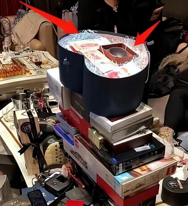 奢靡淫逸的白马会所：性交易泛滥，让富婆挥金如土，最终一夜覆灭