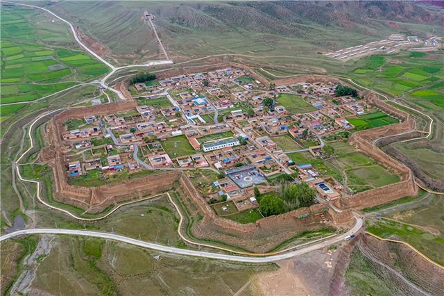 【文旅新地标】甘加秘境丨藏地草原溶洞古城小众景