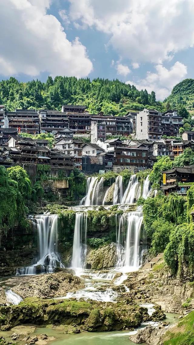湖南必去十大景点排行榜，这才是湖南最值得去的10个地方，收藏好