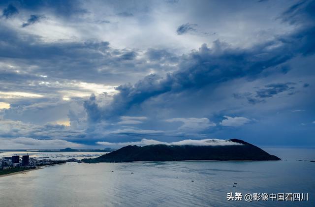 海南陵水：新村湾美景如画