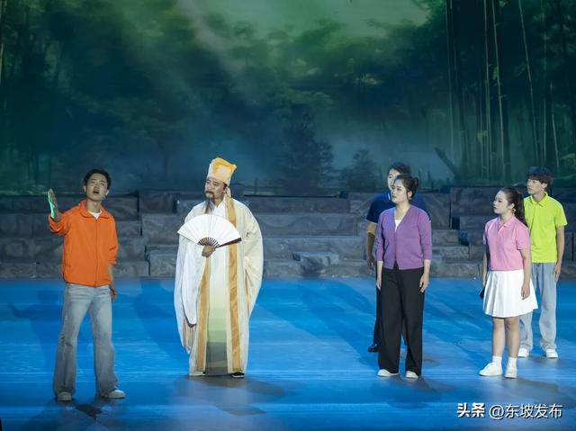“活起来” “火起来” ！这个艺术团让东坡文化火出圈→