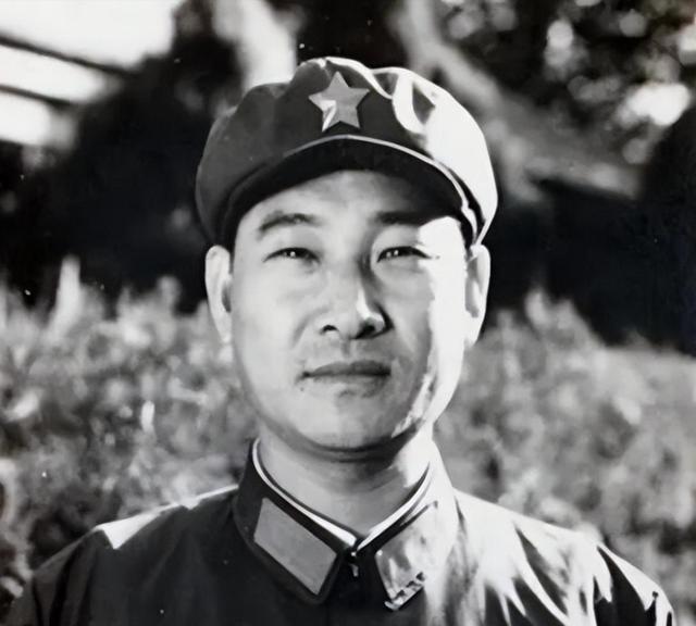 90年张万年调任，临行时向中央提议：广州的家不搬，2年后再回来
