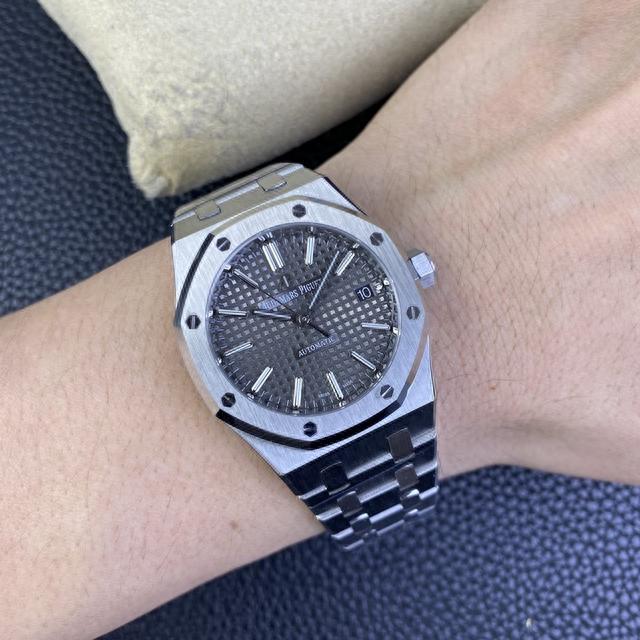 ���ݲ�ɽ����ۼ�2595Ԫ���������9��ԭװ��ϸ�ھ�տ�ѷֱ�