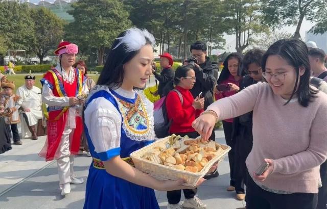 跨越4000公里的冰雪之约——额尔古纳携静谧冬韵亮相呼伦贝尔大湾区推介会