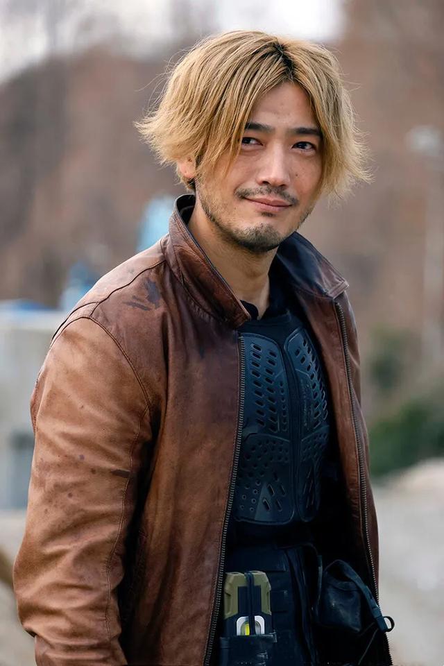 你相信光吗——奥特曼家族大全集