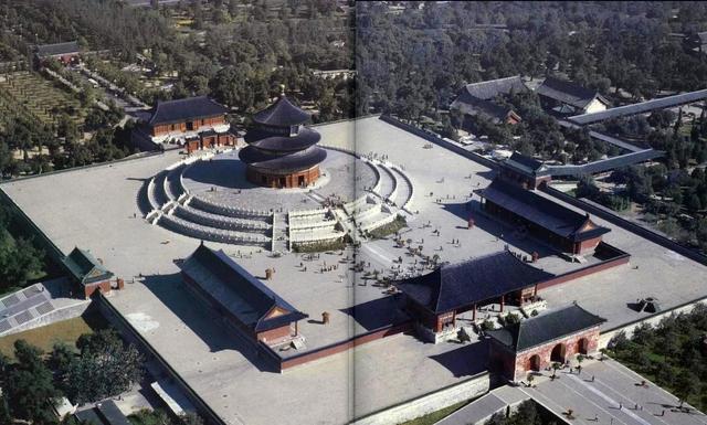 80年代，航拍视角下的北京城，太壮观了！